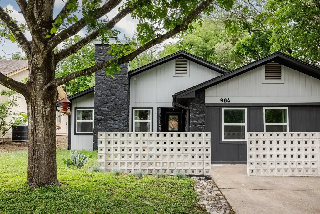 904 Acorn Oaks Drive, Austin