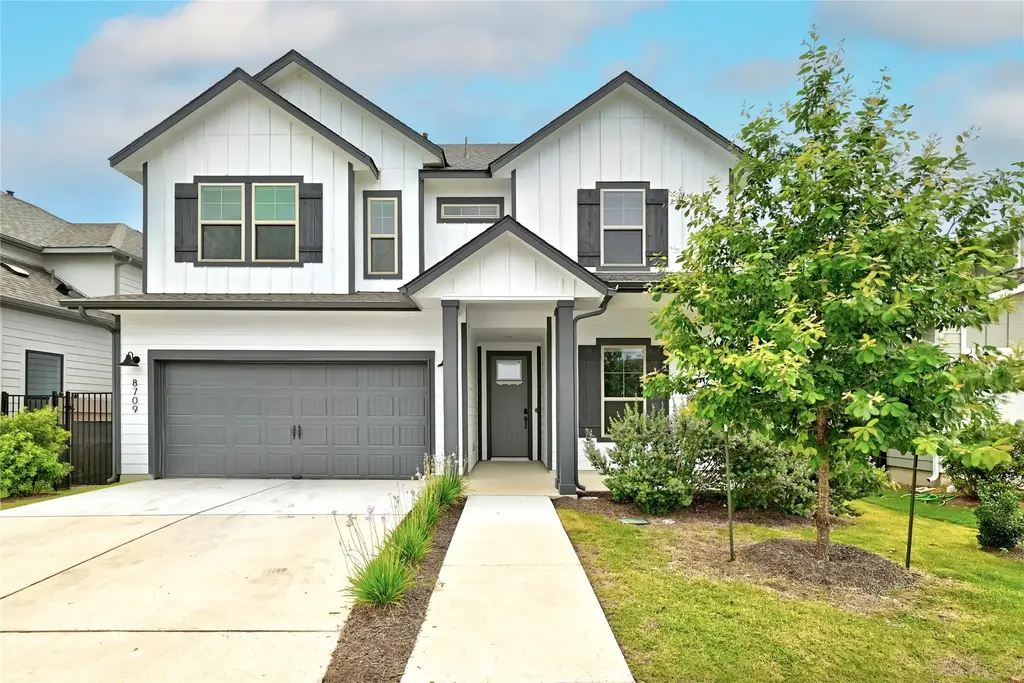 8709 Lullwater Trail, Austin
