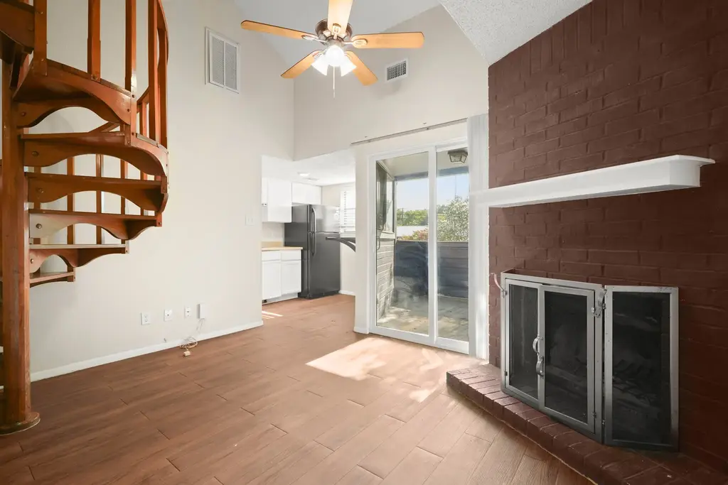 2500 Burleson Road 312, Austin