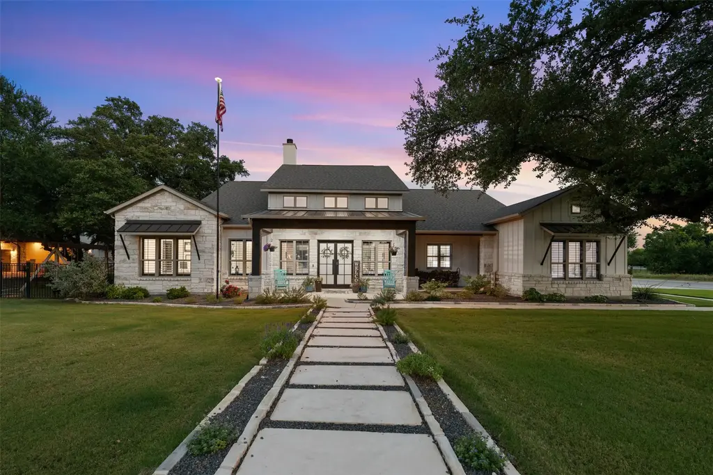 233 Trick Pony, Liberty Hill
