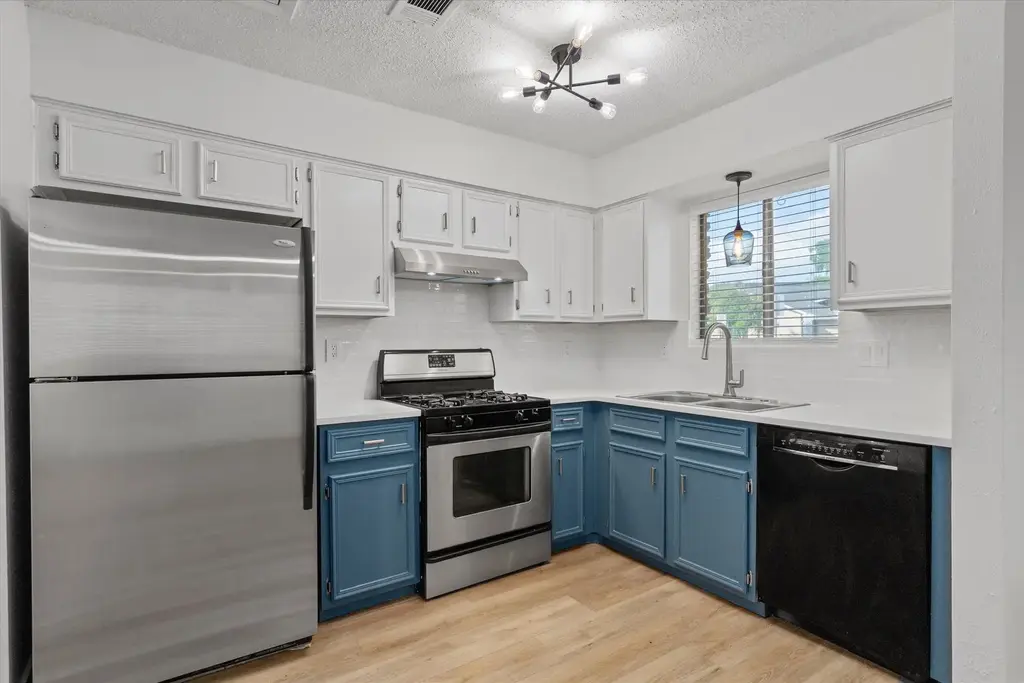 5700 Cherry Park B, Austin