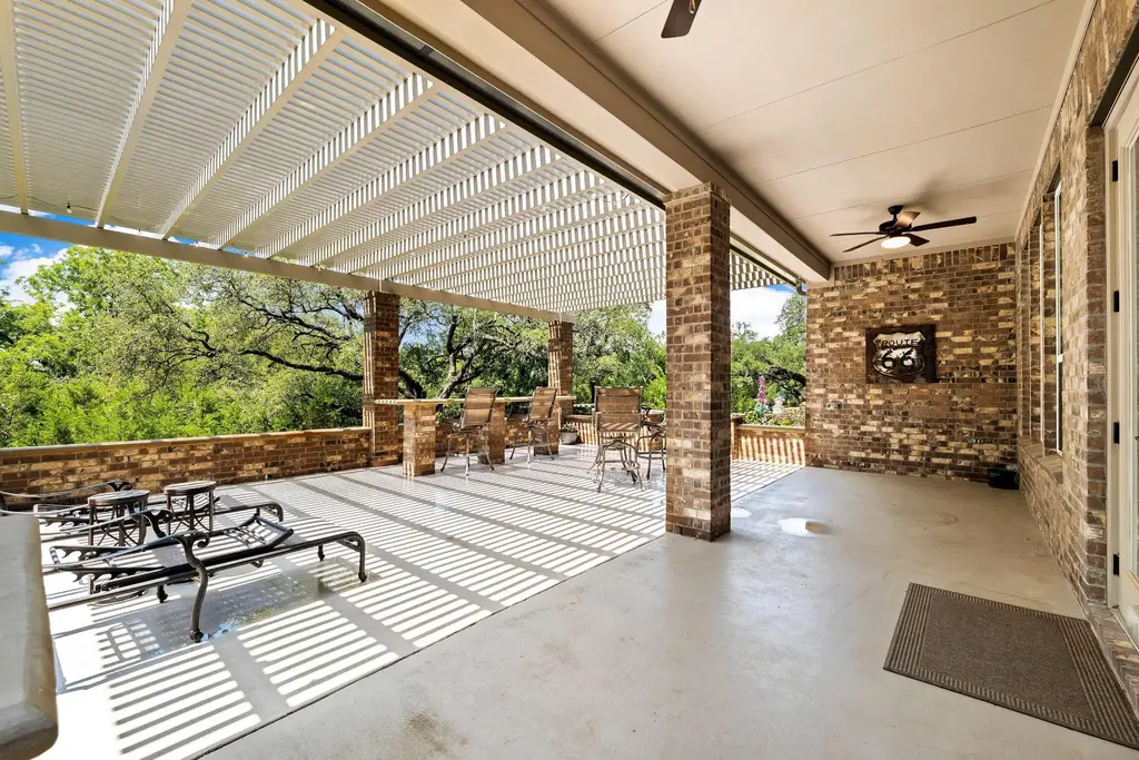 222 Saddlebred Lane, Georgetown