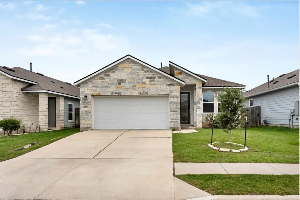 420 Winding Hollow Lane, Georgetown
