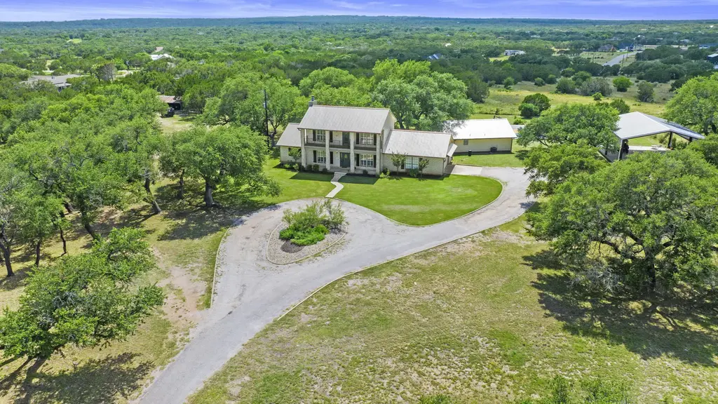 539 Oak Vista Drive, Burnet