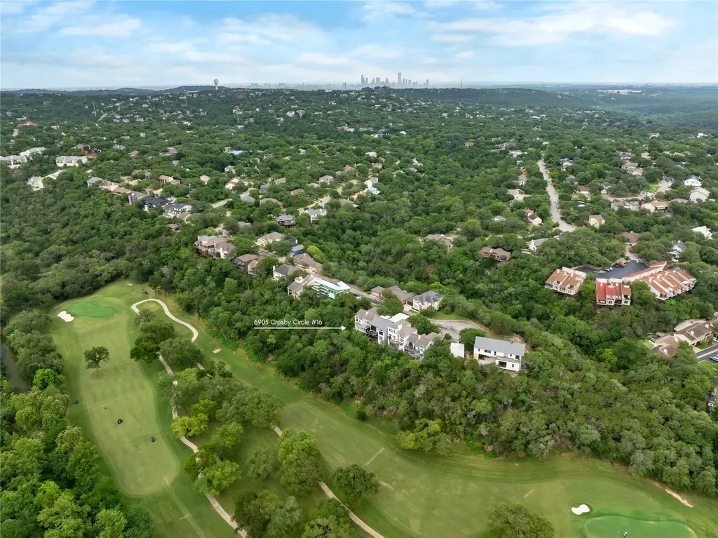 6905 Crosby Circle 16, Austin