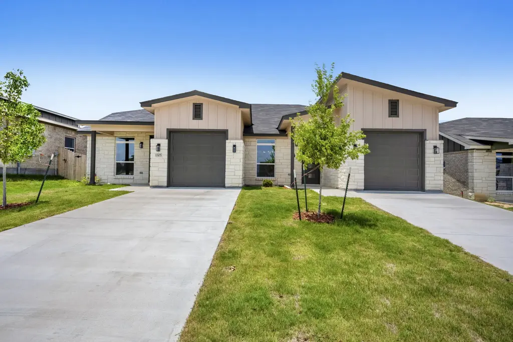 1305 Lone Pine Way, Killeen