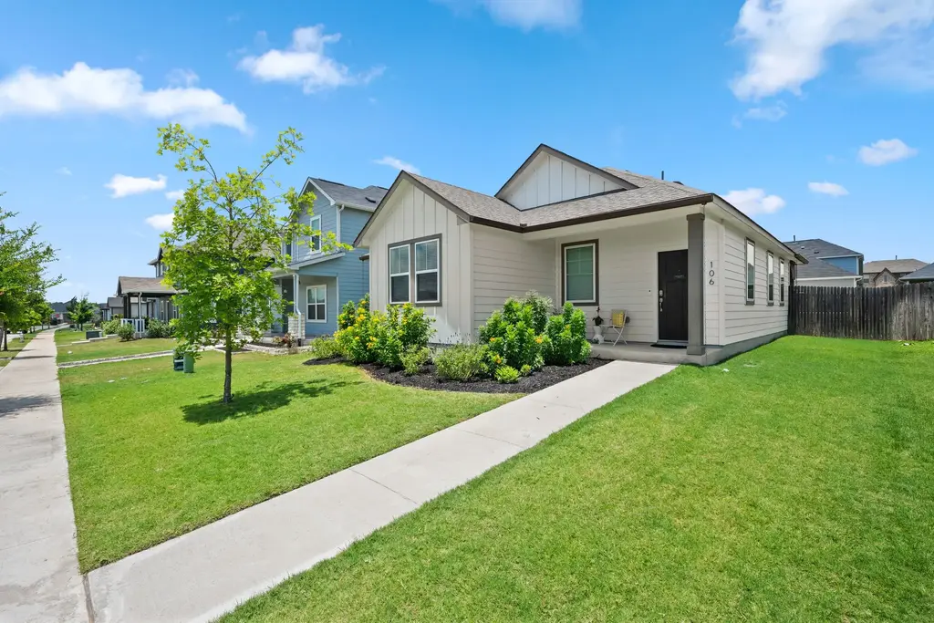106 Doc Johns Drive, Hutto