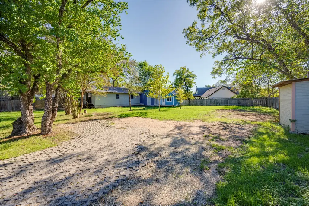 2713 Sweeney Lane, Austin