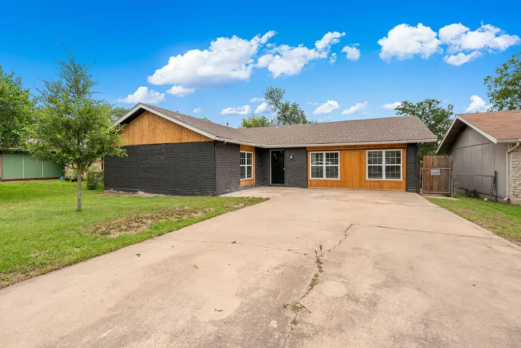 1204 Spearson Lane, Austin