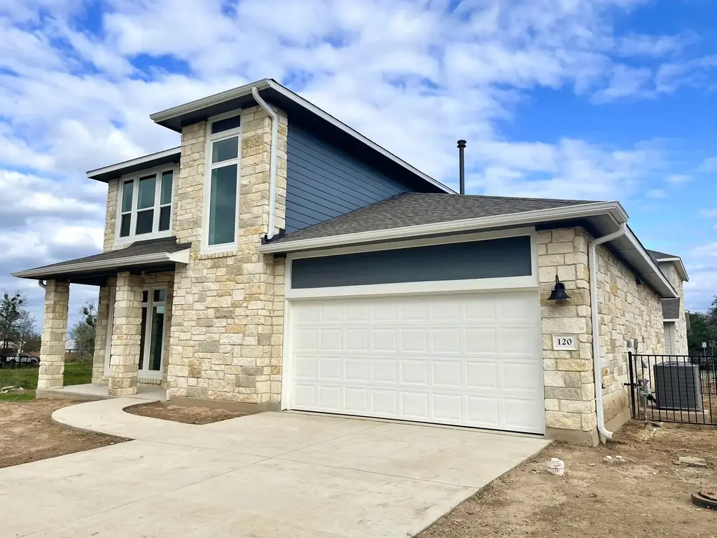 120 Delaware Lane, Kyle