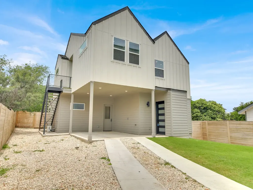 7208 Providence Ave. Avenue 3b, Austin