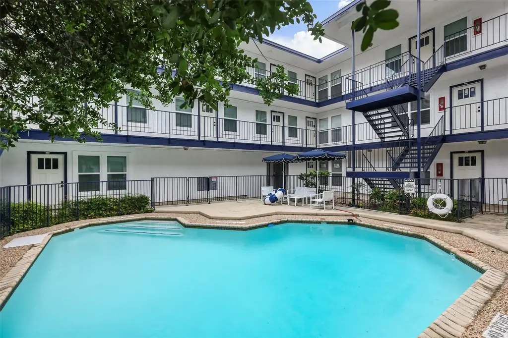 923 E 41st Street 105, Austin