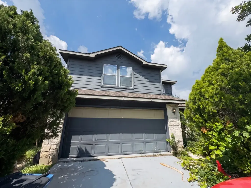 12512 La Paz Lane, Del Valle