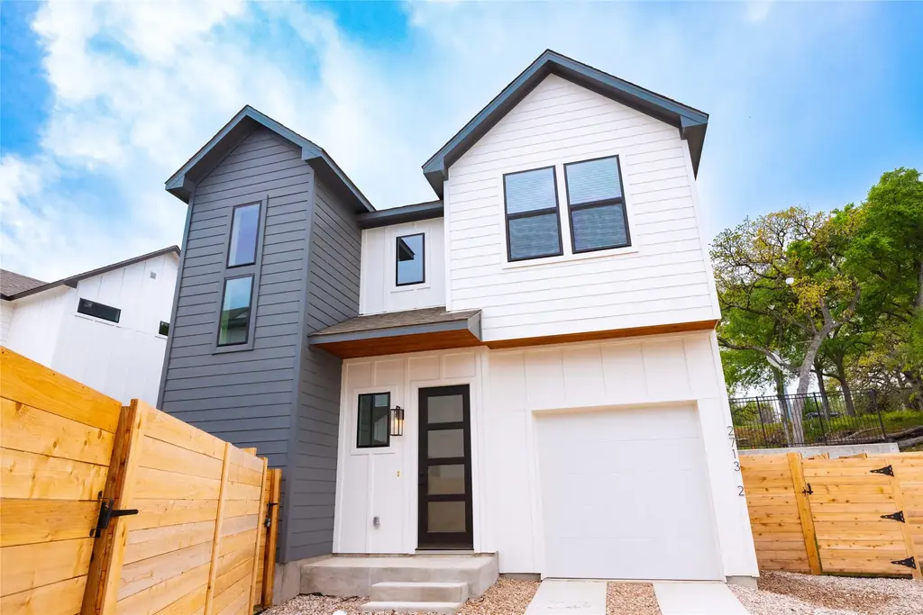 2709 Bristol Drive 2, Austin