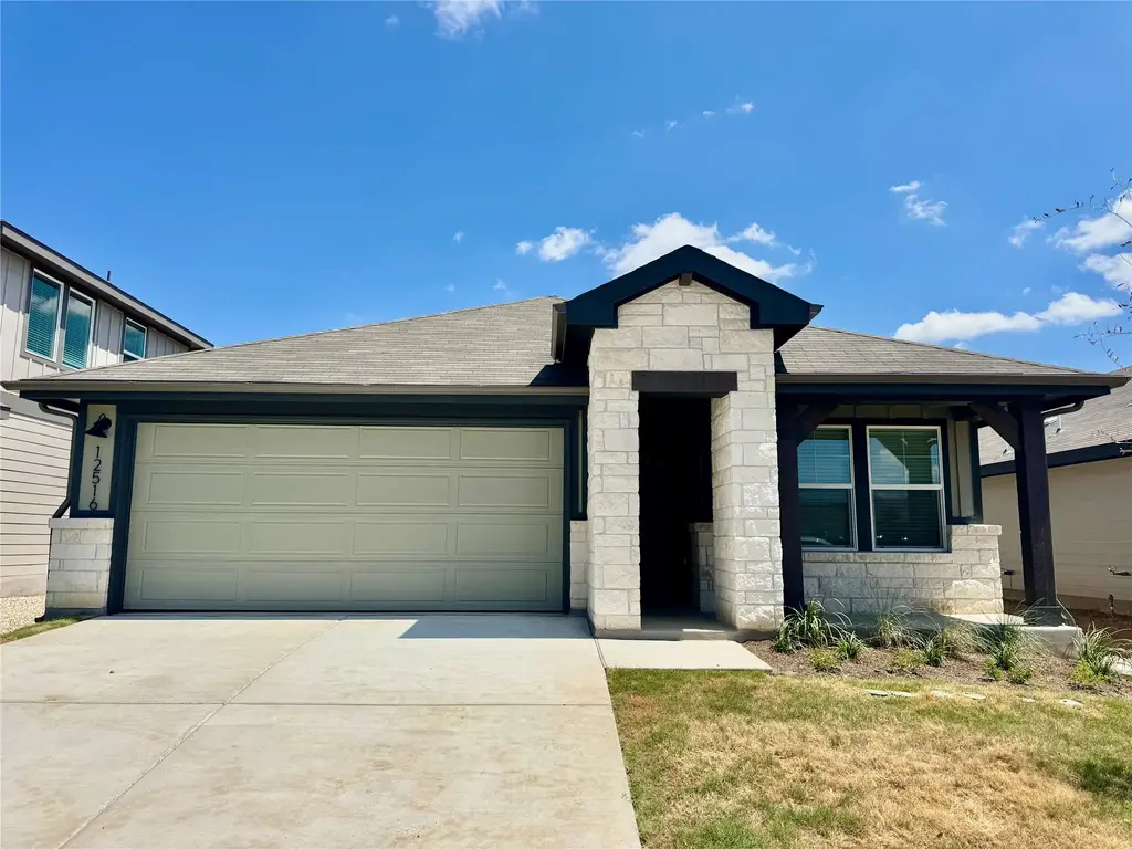 12516 Saint Thomas Drive, Del Valle