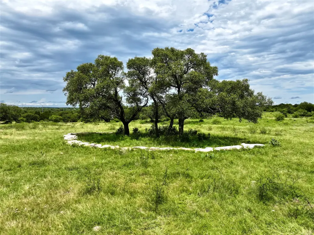 209 Rocky Hollow Road, San Saba