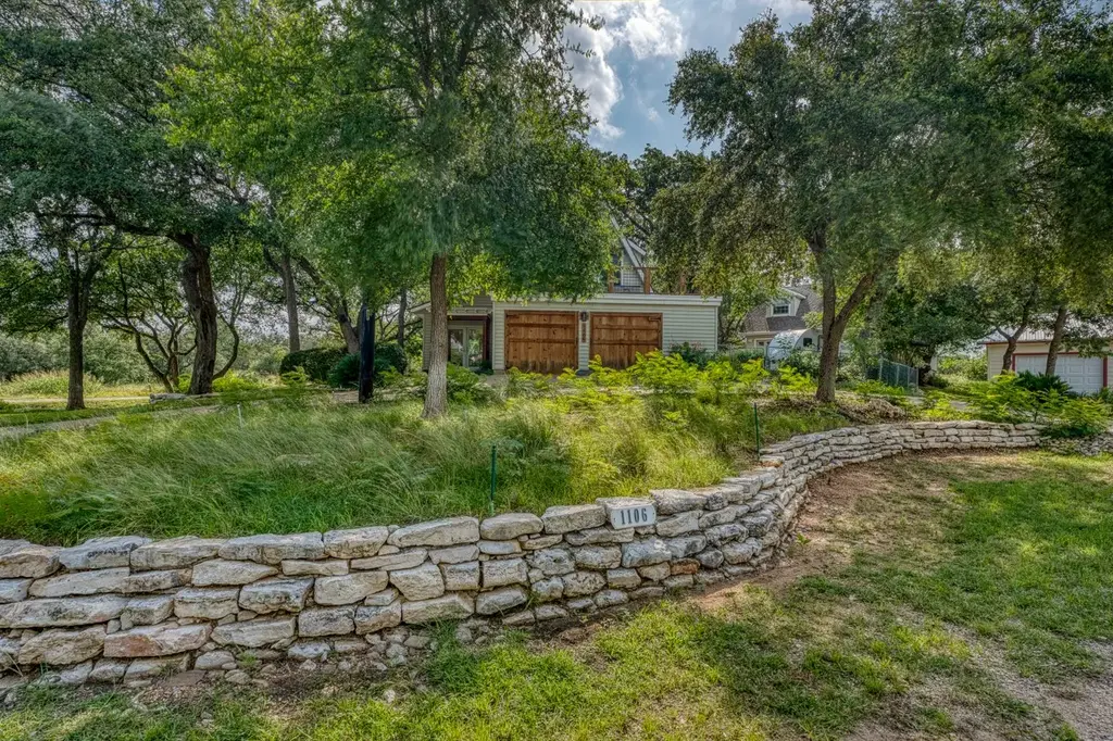 1106 N Shorewood Drive, Granite Shoals
