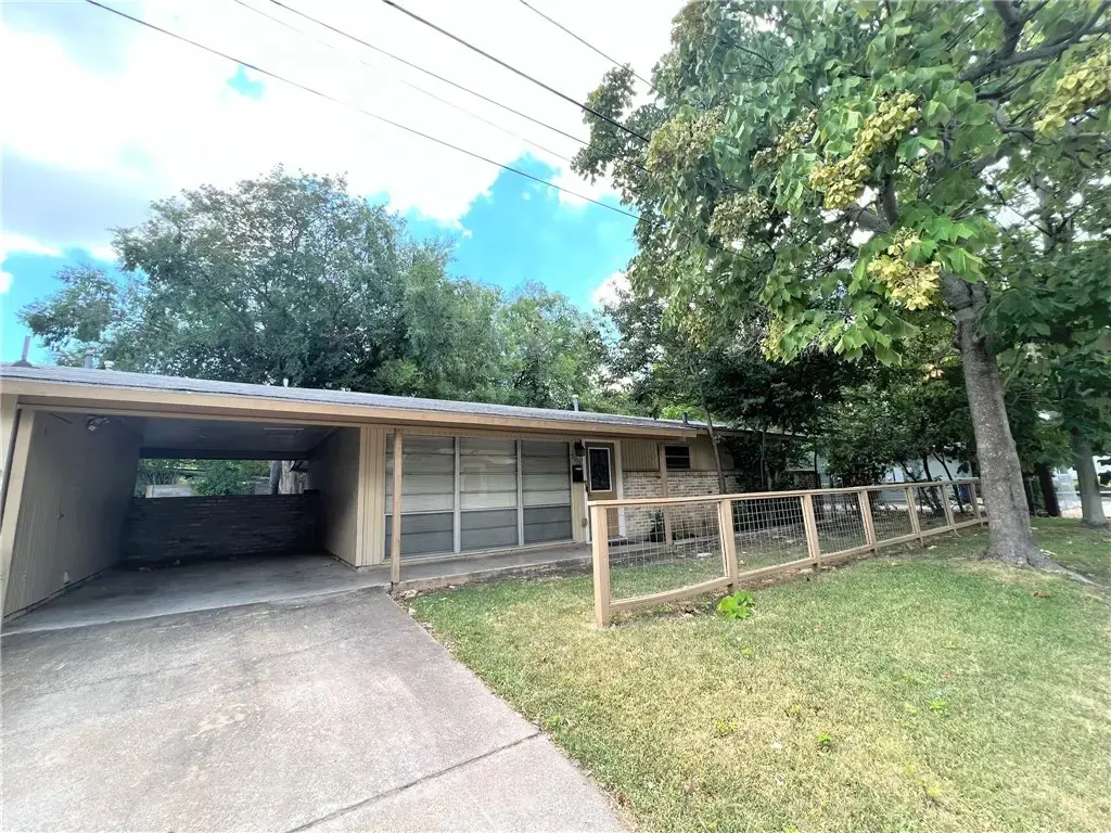 5011 Finley Drive, Austin