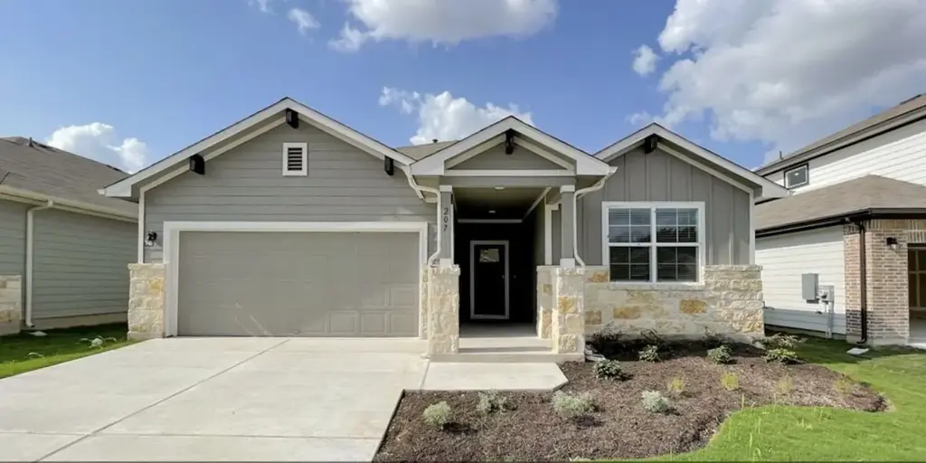 400 Barton Creek Lane, Hutto