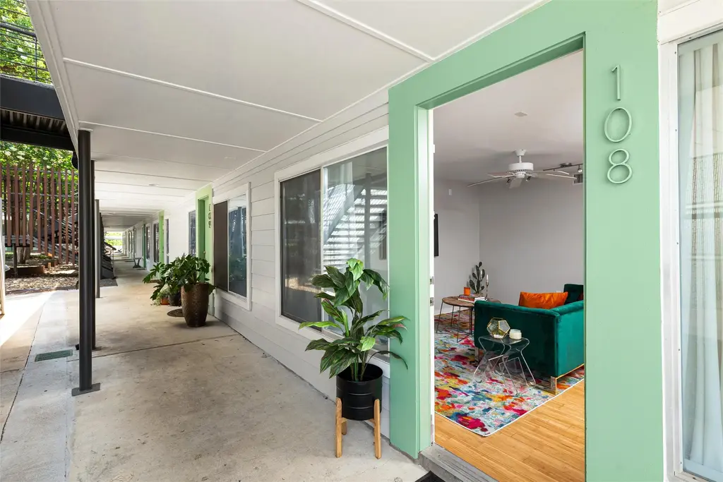 2200 Dickson Drive 108, Austin