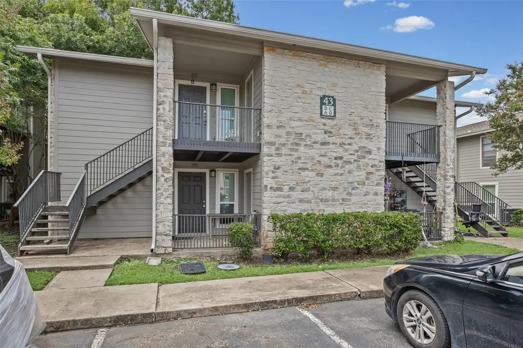 10616 Mellow Meadows Drive 43c, Austin