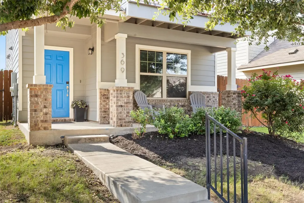 369 S Brook Drive, Leander