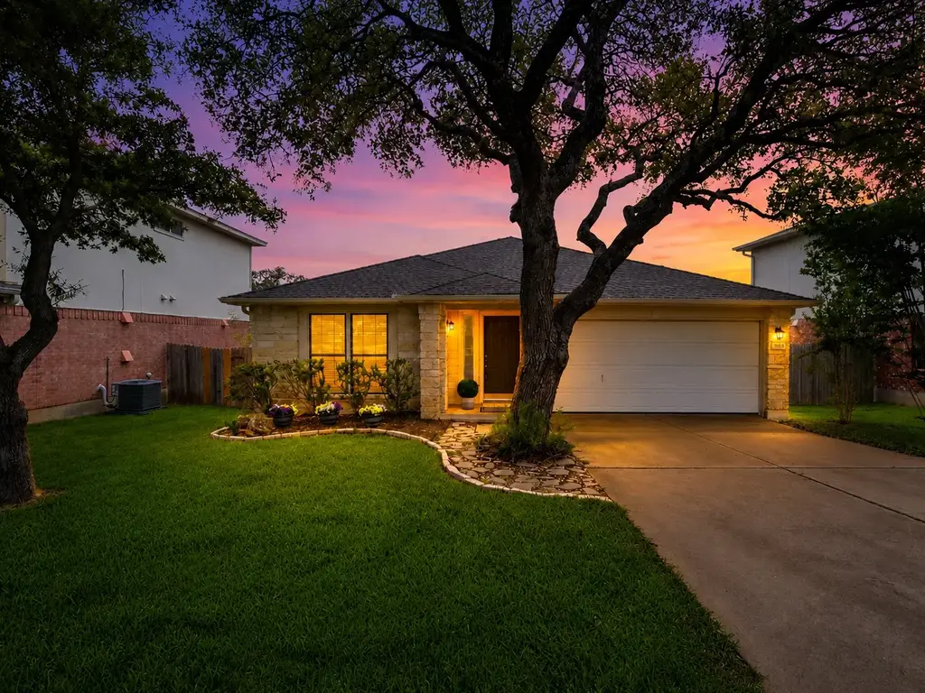 3931 Upper Passage Lane, Round Rock