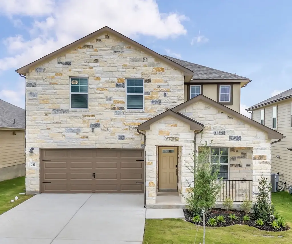 233 El Capitan Loop, Dripping Springs