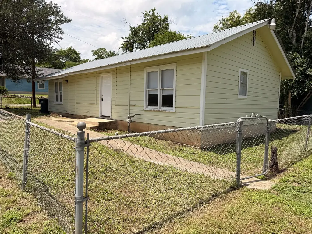 401 Jackman Street, San Marcos
