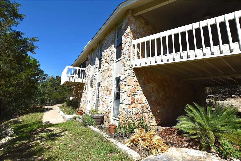 1905 Toro Canyon Road A, Austin