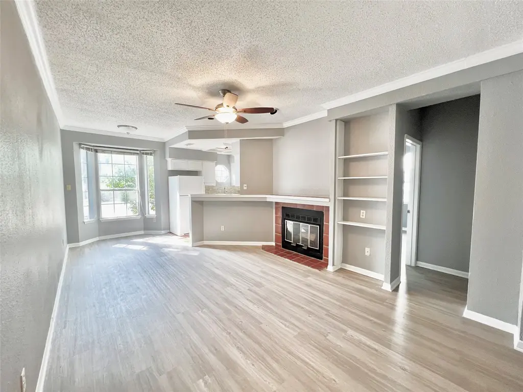3111 Tom Green Street 105, Austin