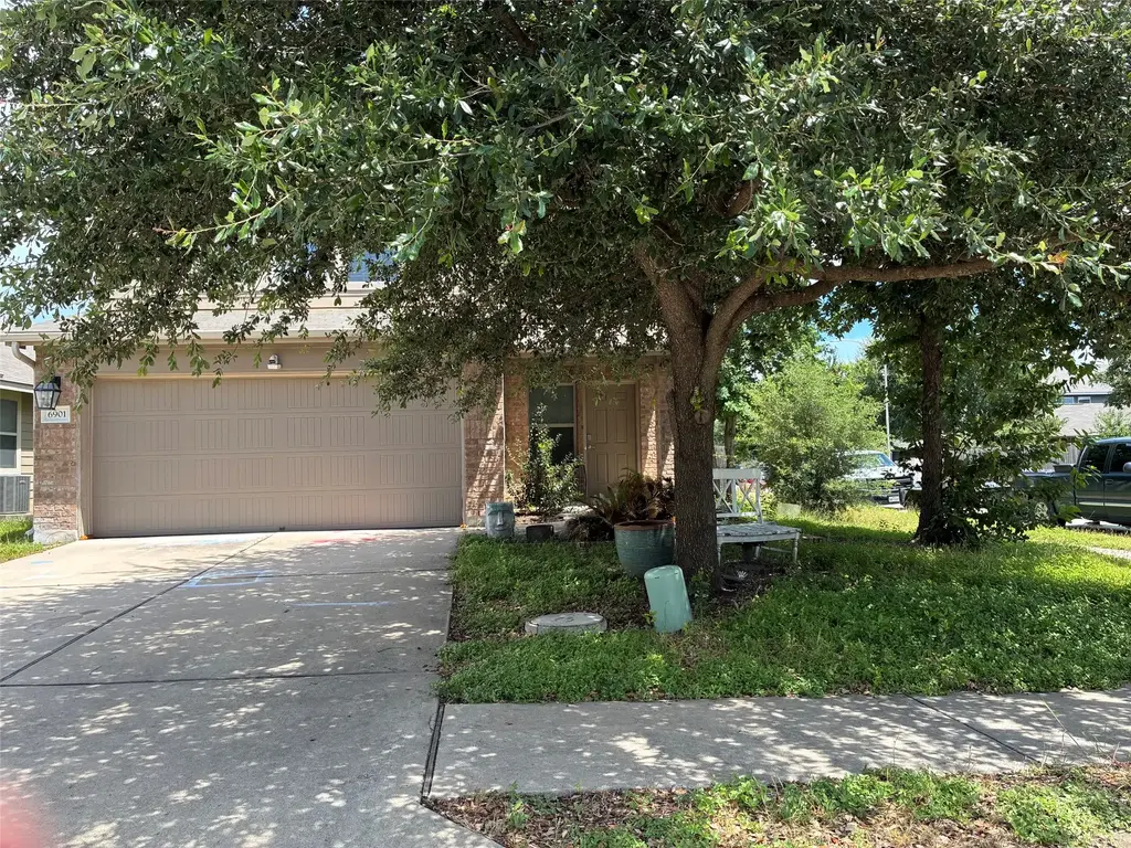 6901 Crestone Road, Austin