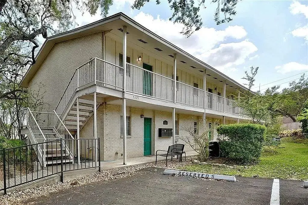 5320 Balcones Drive A, Austin