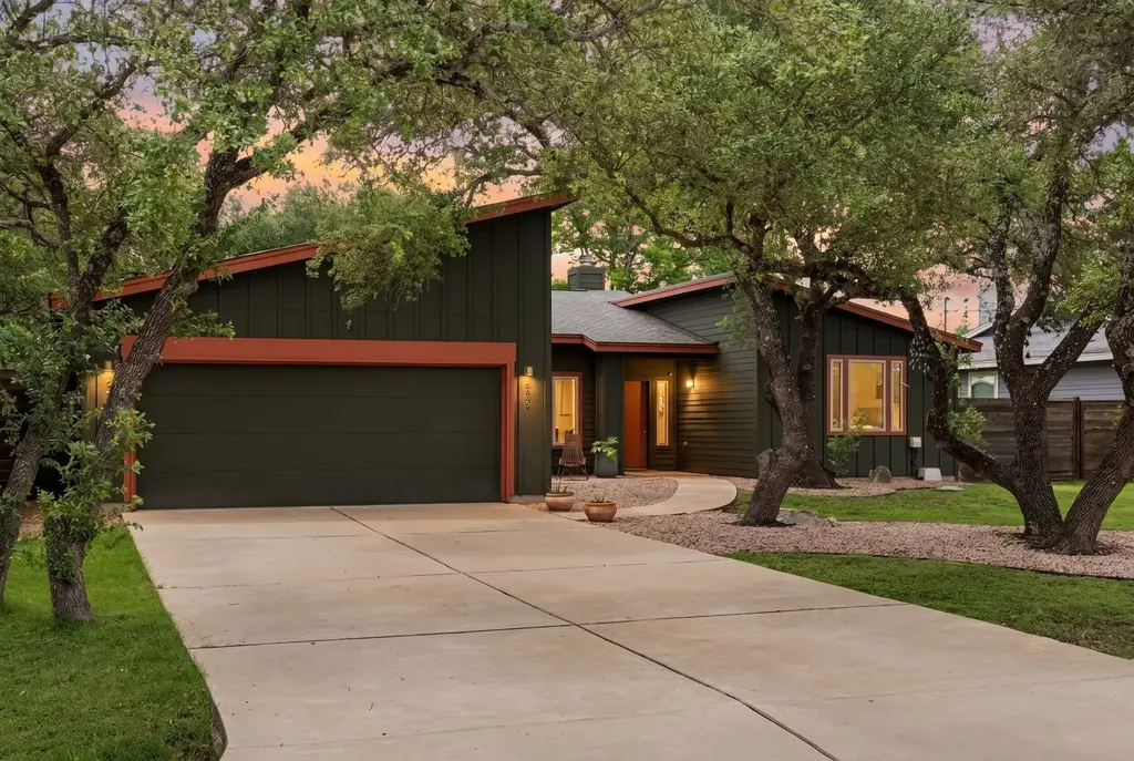 8305 Williamson Creek Drive, Austin