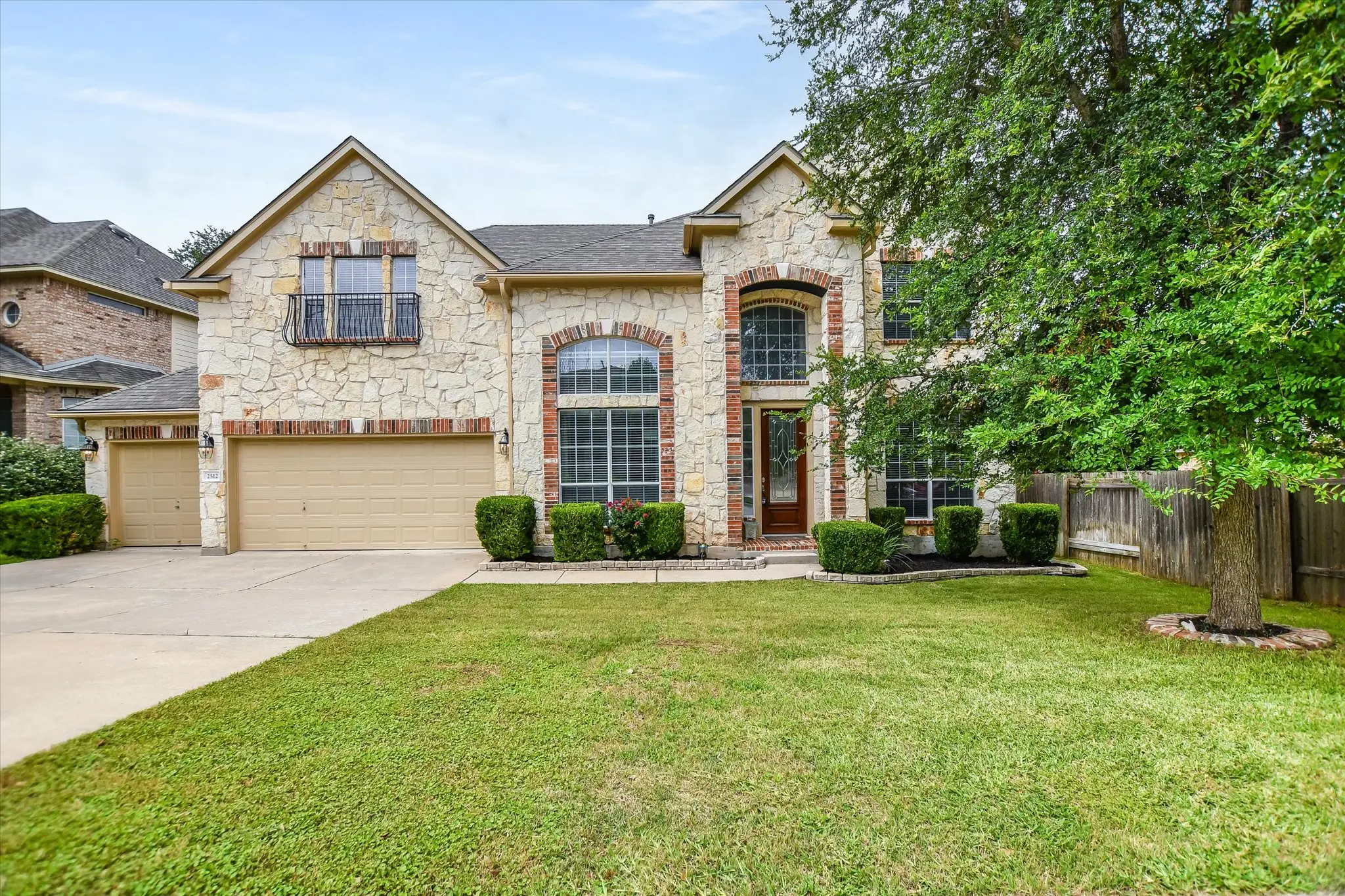 Photo of Listing #3109752