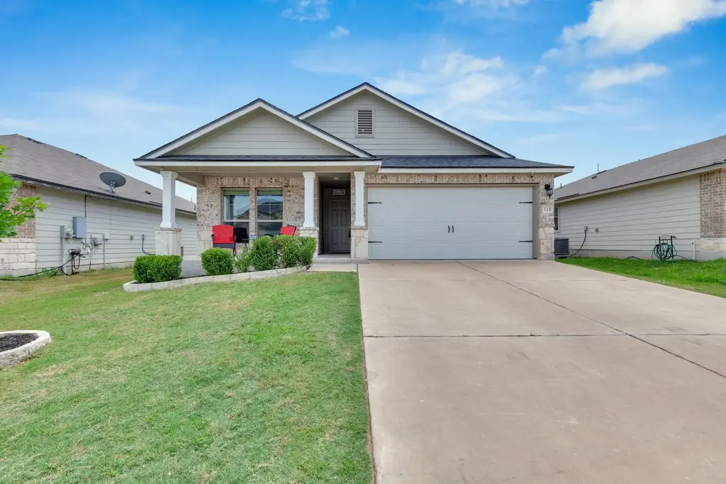 119 Beth Ann Loop, Taylor