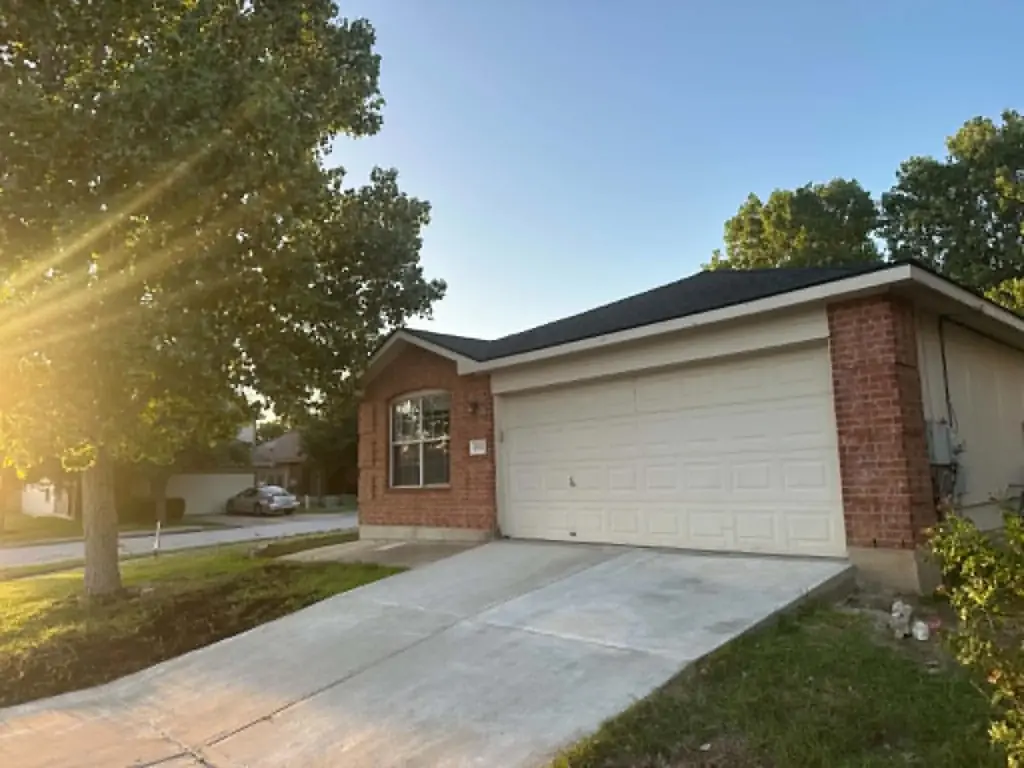 18312 Crestwind Lane, Elgin