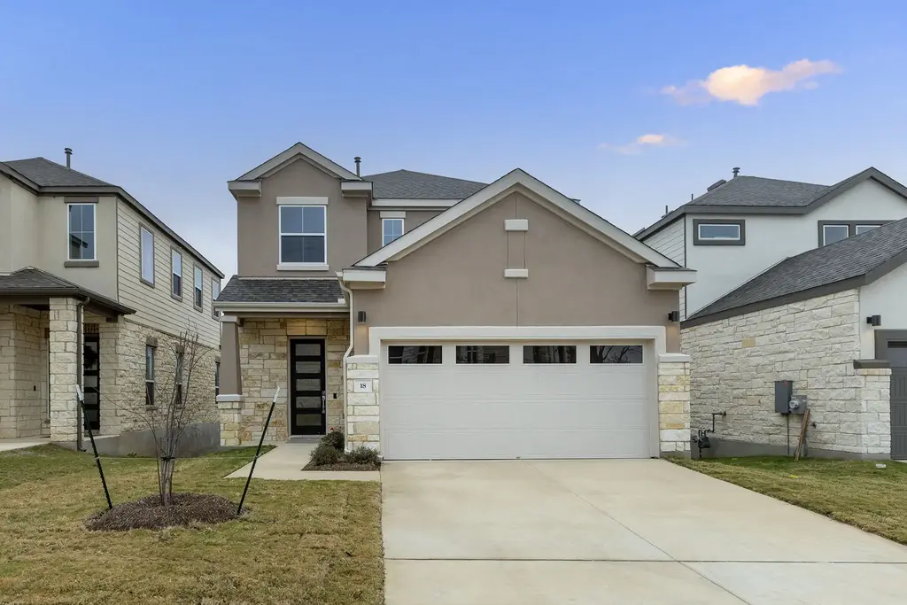1531 N Red Bud Lane 18, Round Rock