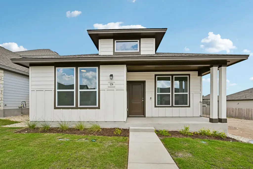 124 Tenny Lane, Kyle