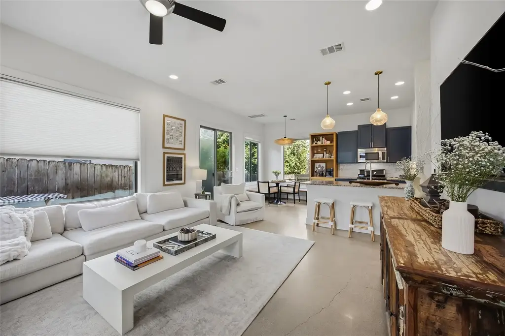 1807 Ulit Avenue A, Austin