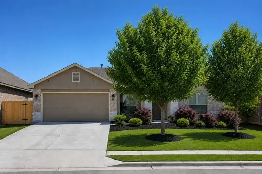 309 Loch Lomond Street, Hutto