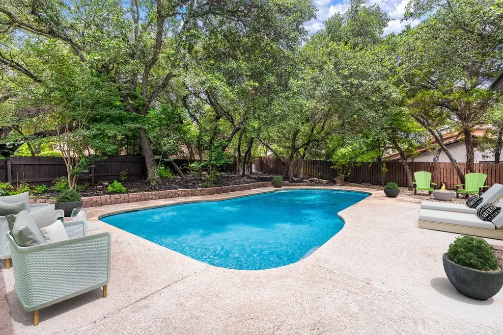 201 Timpanagos Drive, Lakeway