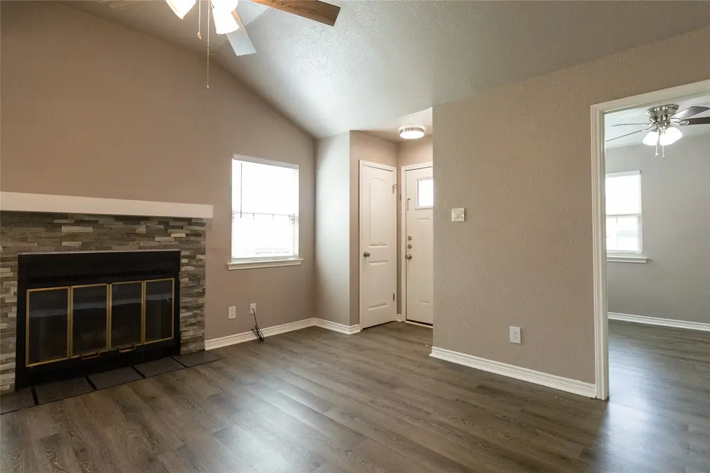 1003 Hyridge Street, Round Rock