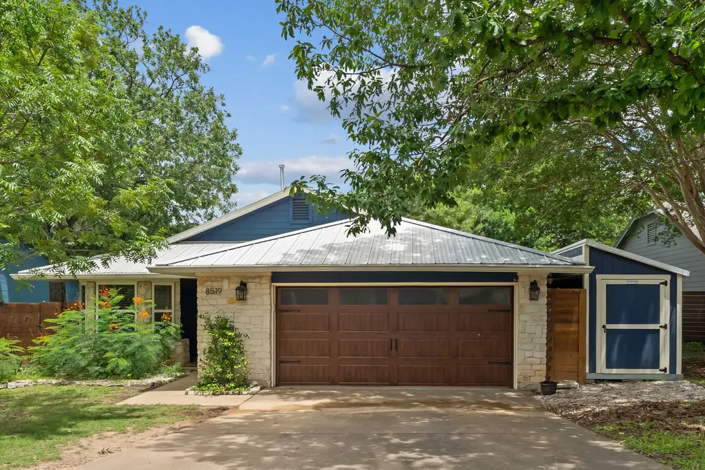 8519 Palace Parkway, Austin