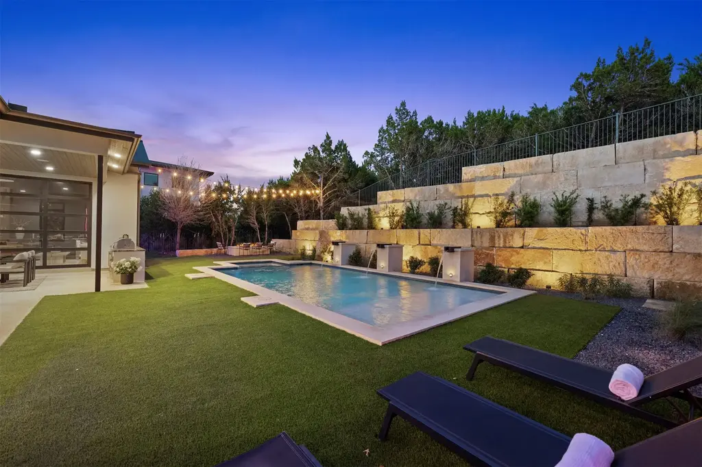 4713 Pecan Chase, Austin