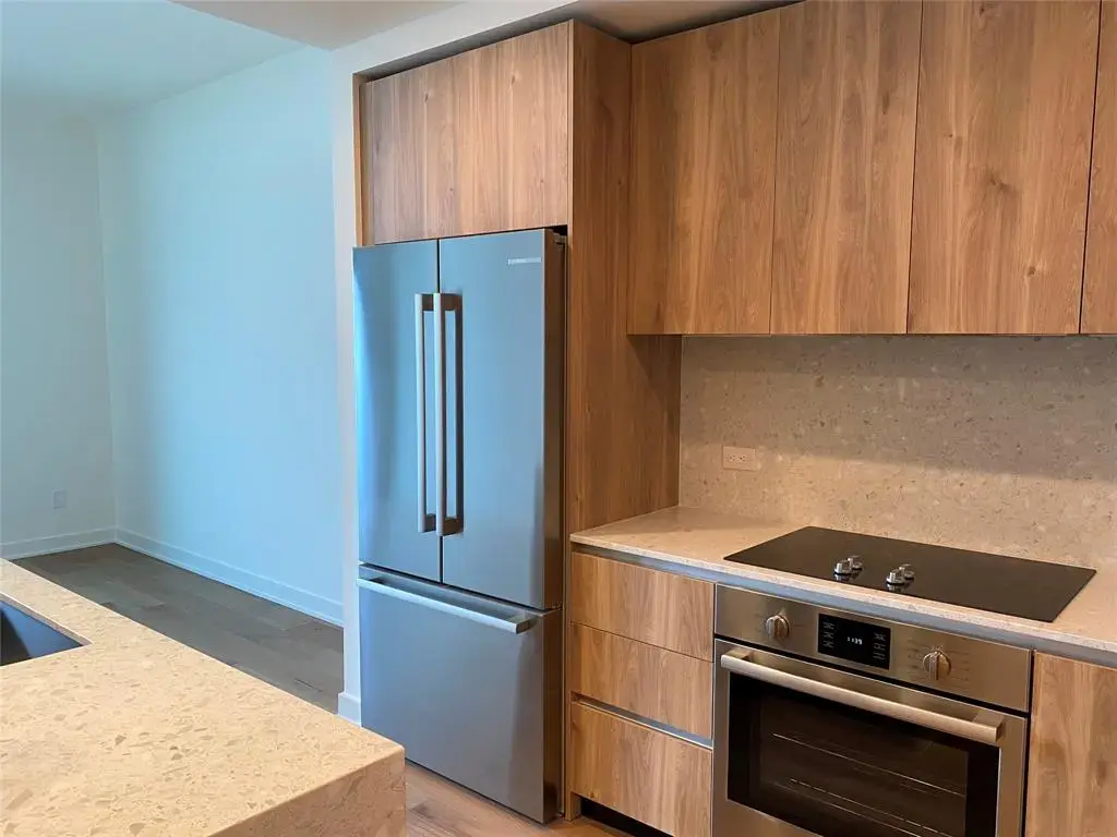 84 East Avenue 2607, Austin