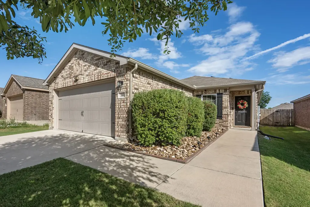 316 Continential Avenue, Liberty Hill