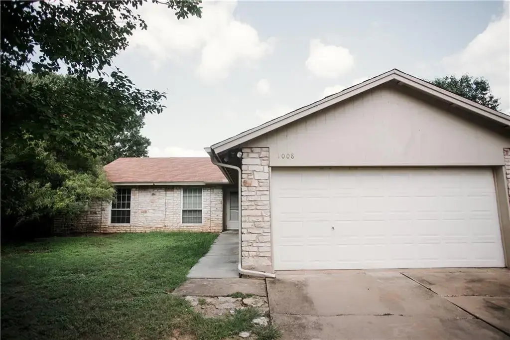 1008 Longmeadow Drive, Round Rock