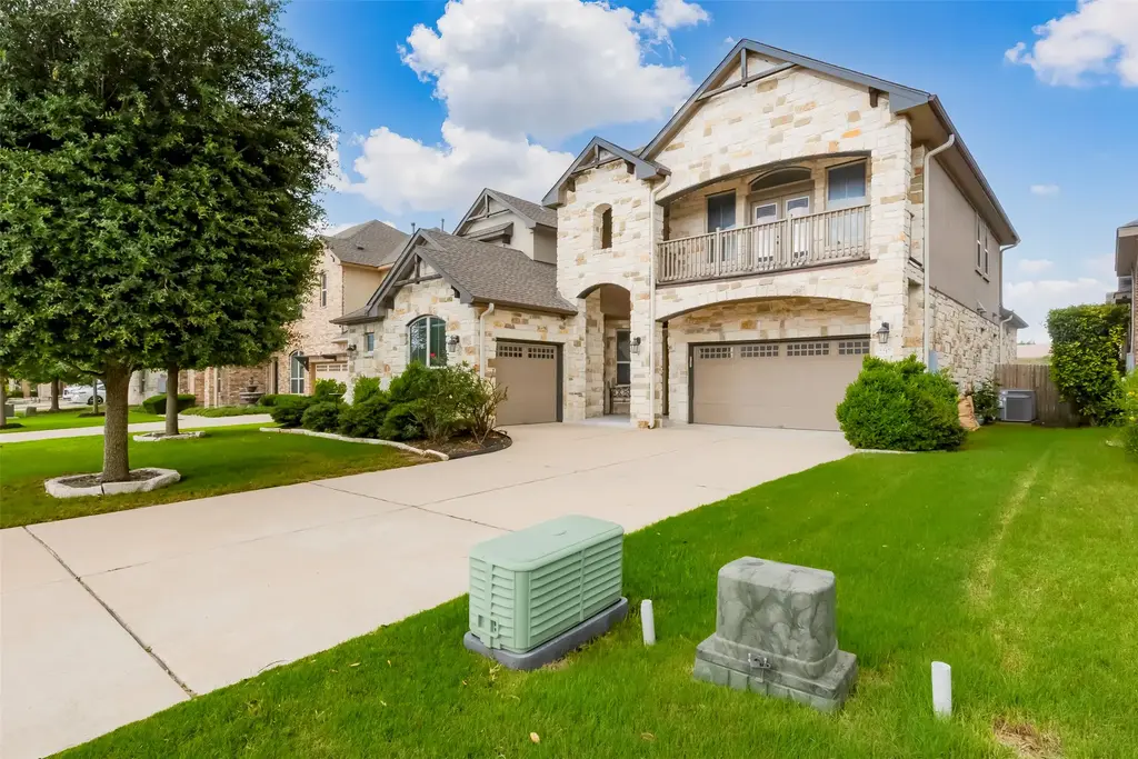 2217 Cactus Valley Drive, Leander