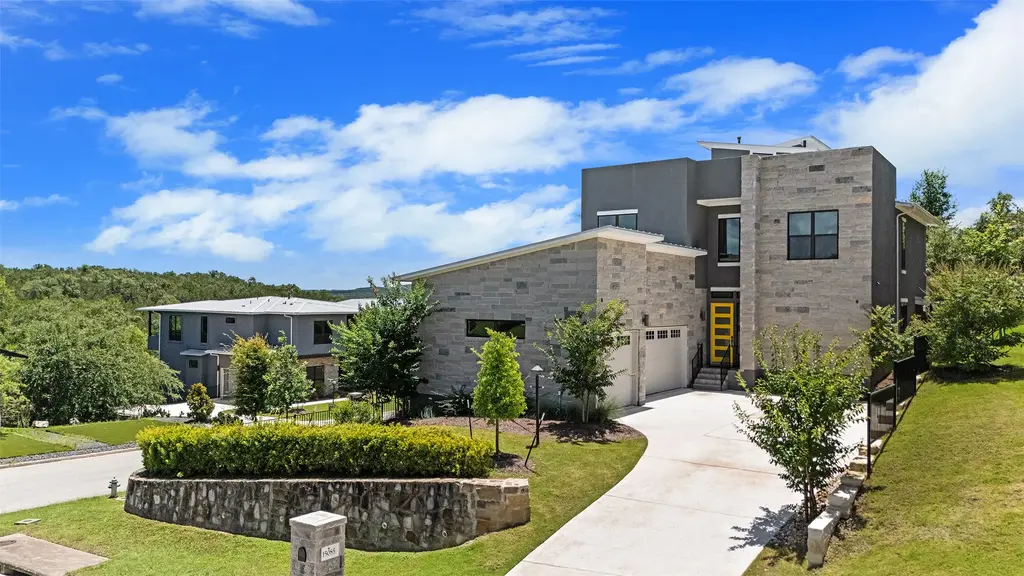 15085 Dorothy Drive, Austin
